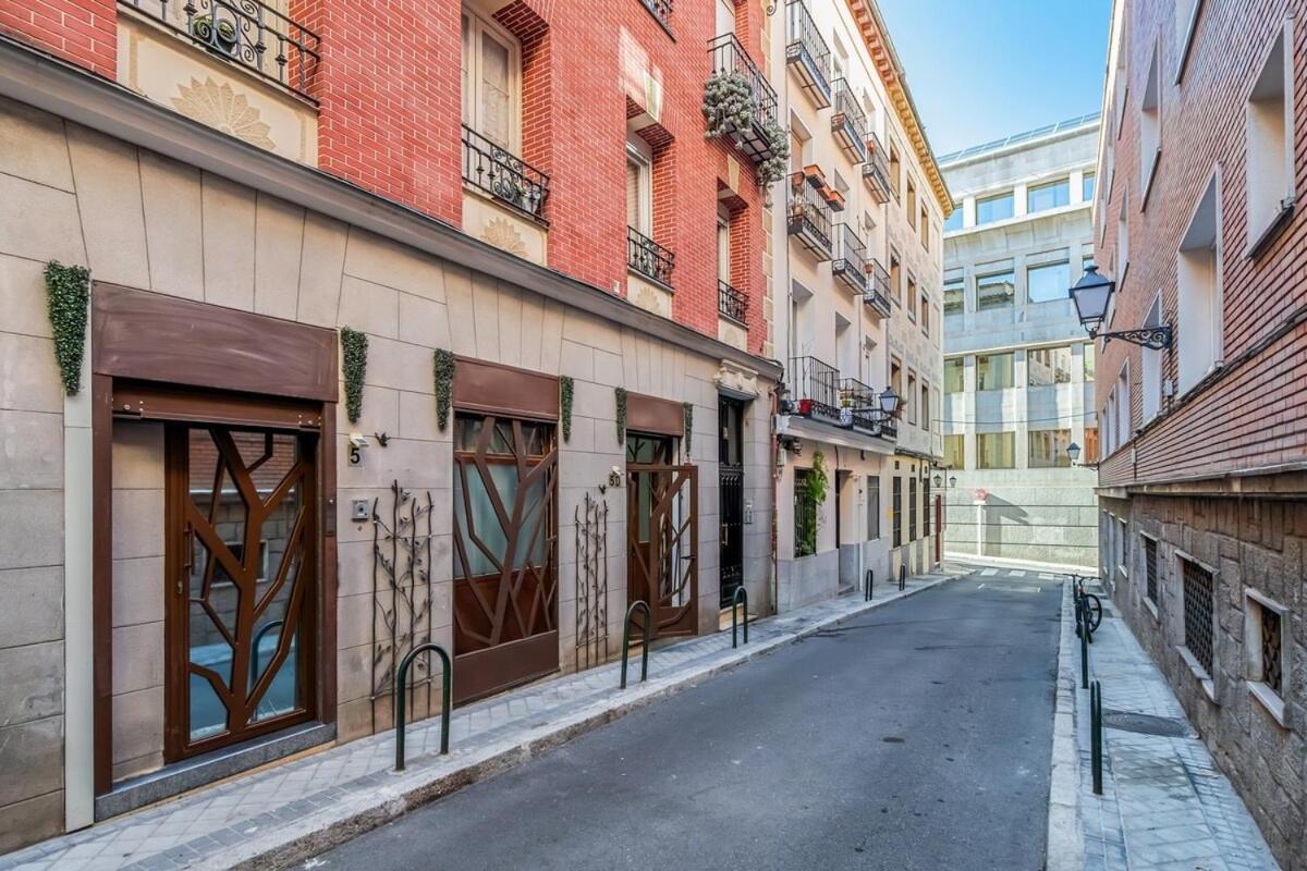 Modern Studio Near Gran Via And Key Places - Reloj I Apartment Madrid Exterior photo